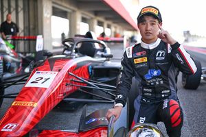 First pole of the year for Enzo Yeh (Motopark) 